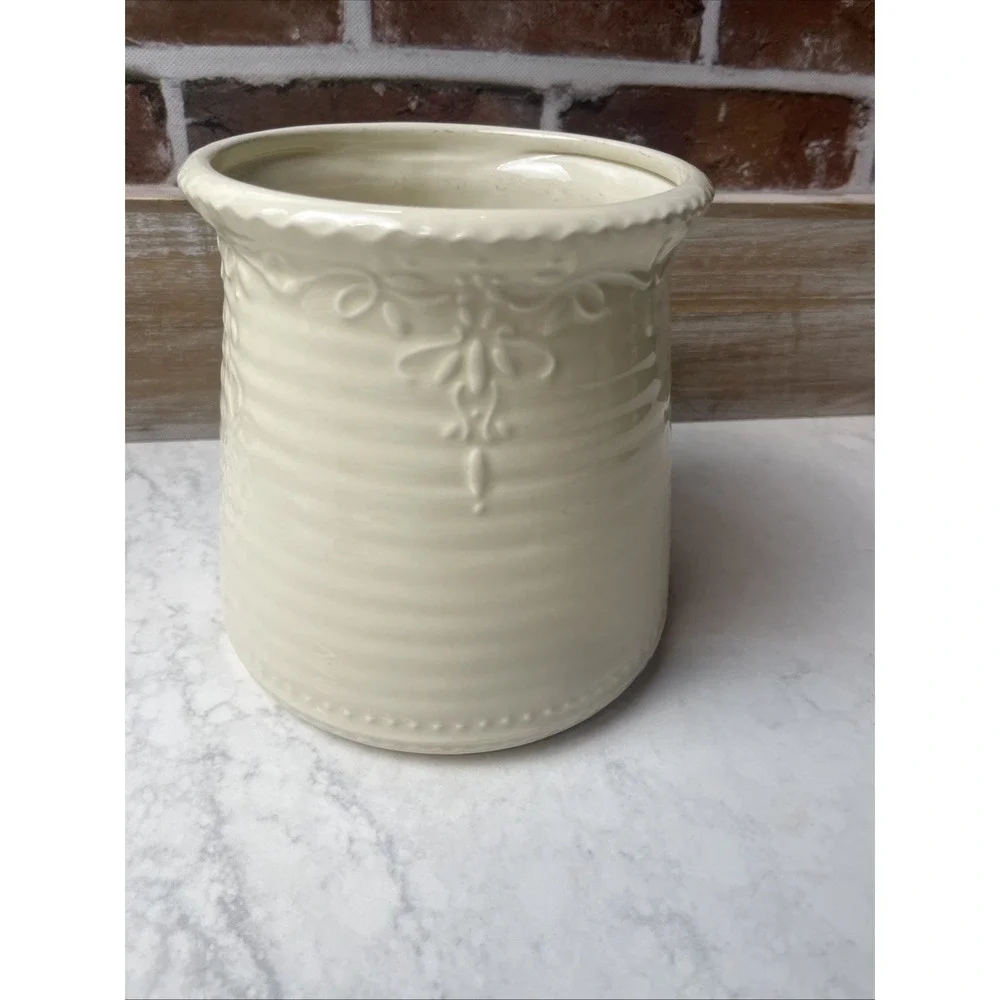 Canister- Farmhouse- Dash Of Taste- Cream- Decorative 16